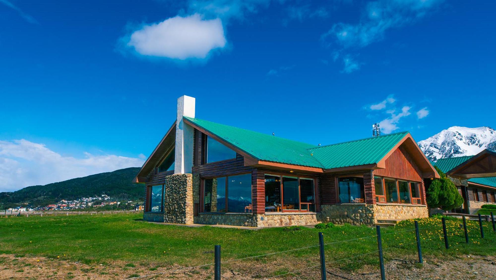 Tolkeyen Ushuaia Hotel Exterior photo